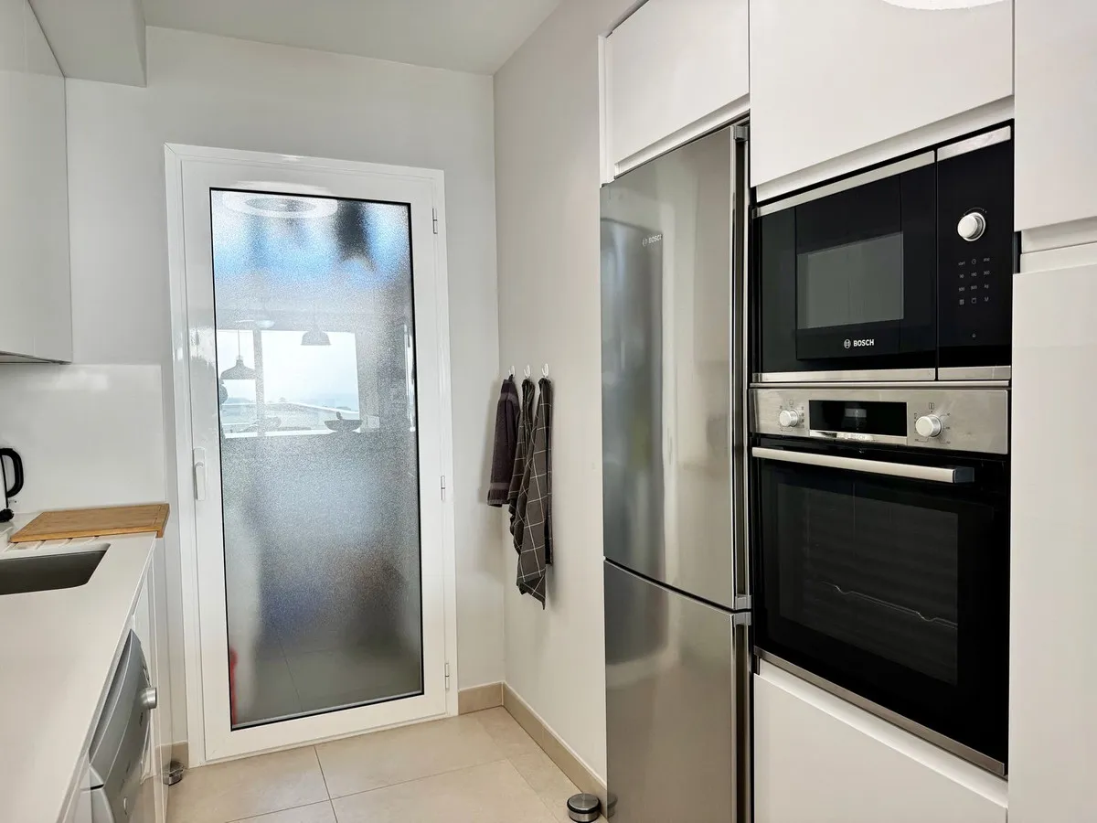 d9c5411c-931f-4c76-bef4-5a544f631d04