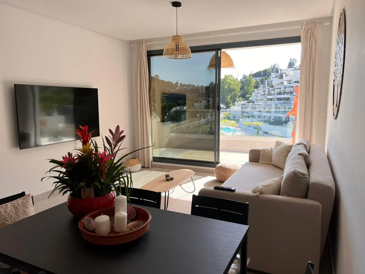 ea425a8c-93ba-478f-a35f-80019632cdc5