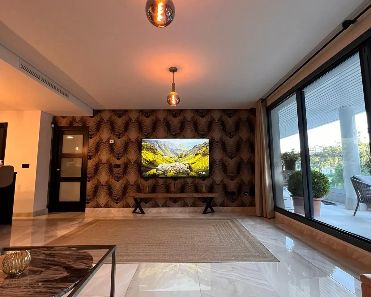 30bdf80c-638f-4fe9-a80a-aebba7c576f5