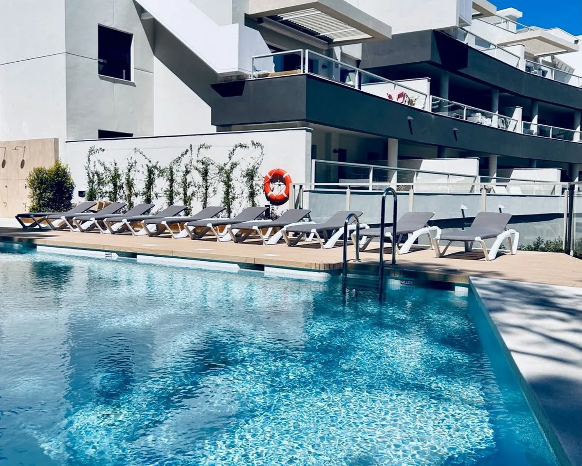 51a42a0f-8b4a-4946-9ba0-a780f29d5a73