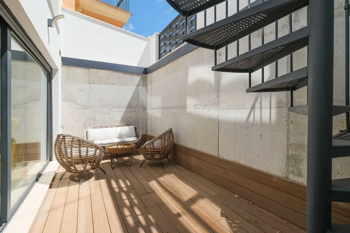 327b02eb-3759-4d2c-a079-d05f50889118