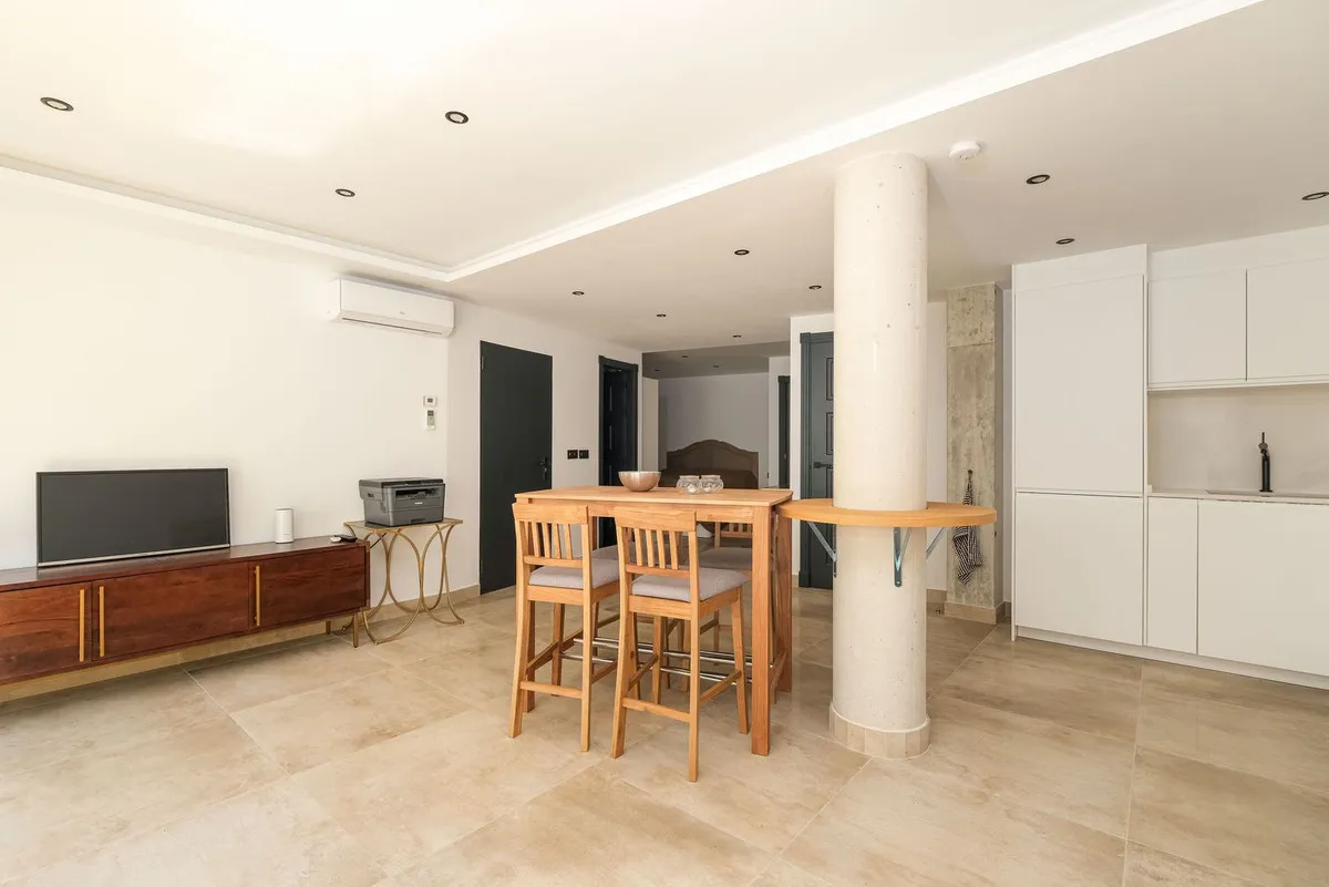 dc88673b-ca26-4bbf-a934-3a4f03206749