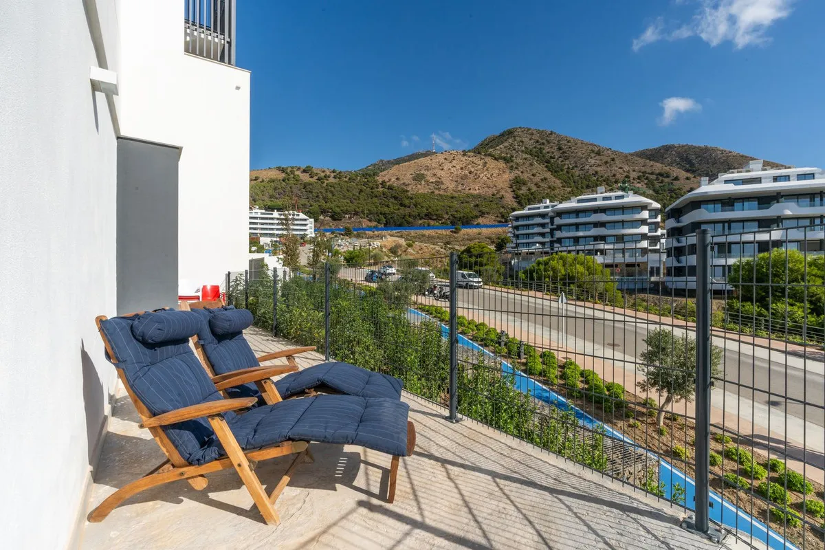 3321b539-9349-46df-8c0d-20ec50a92a69