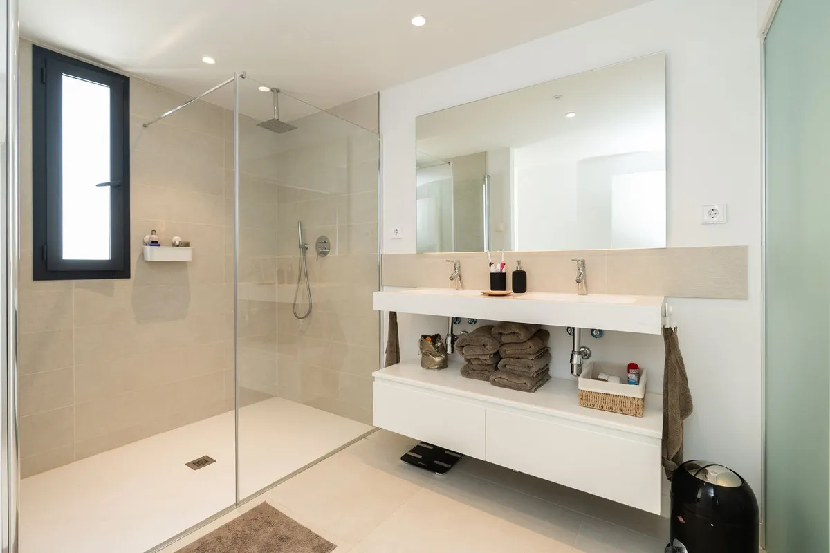 be2c096e-db89-4099-a5d1-5d0159a32411