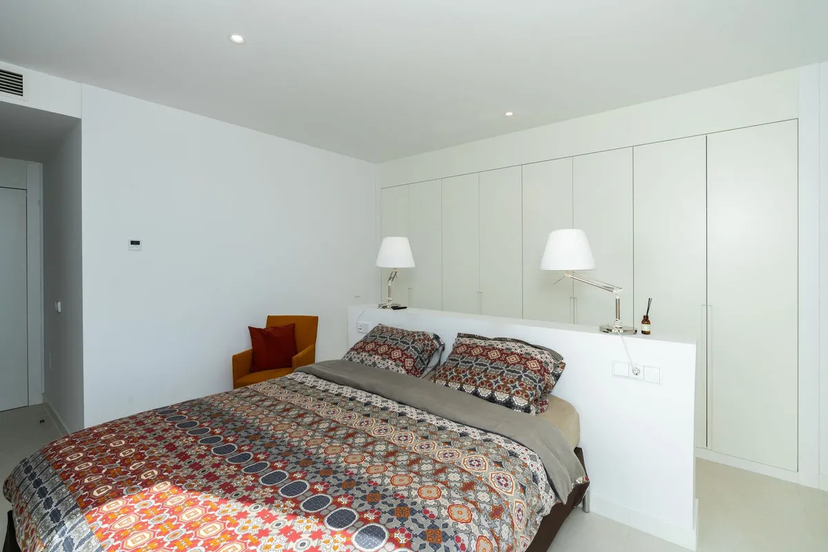 cc7f5ecd-7b36-4eea-bdbe-f204884d9f5d