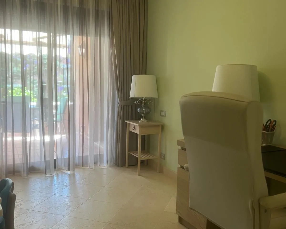 2b6c596f-1375-4c58-aaea-d786b307558b