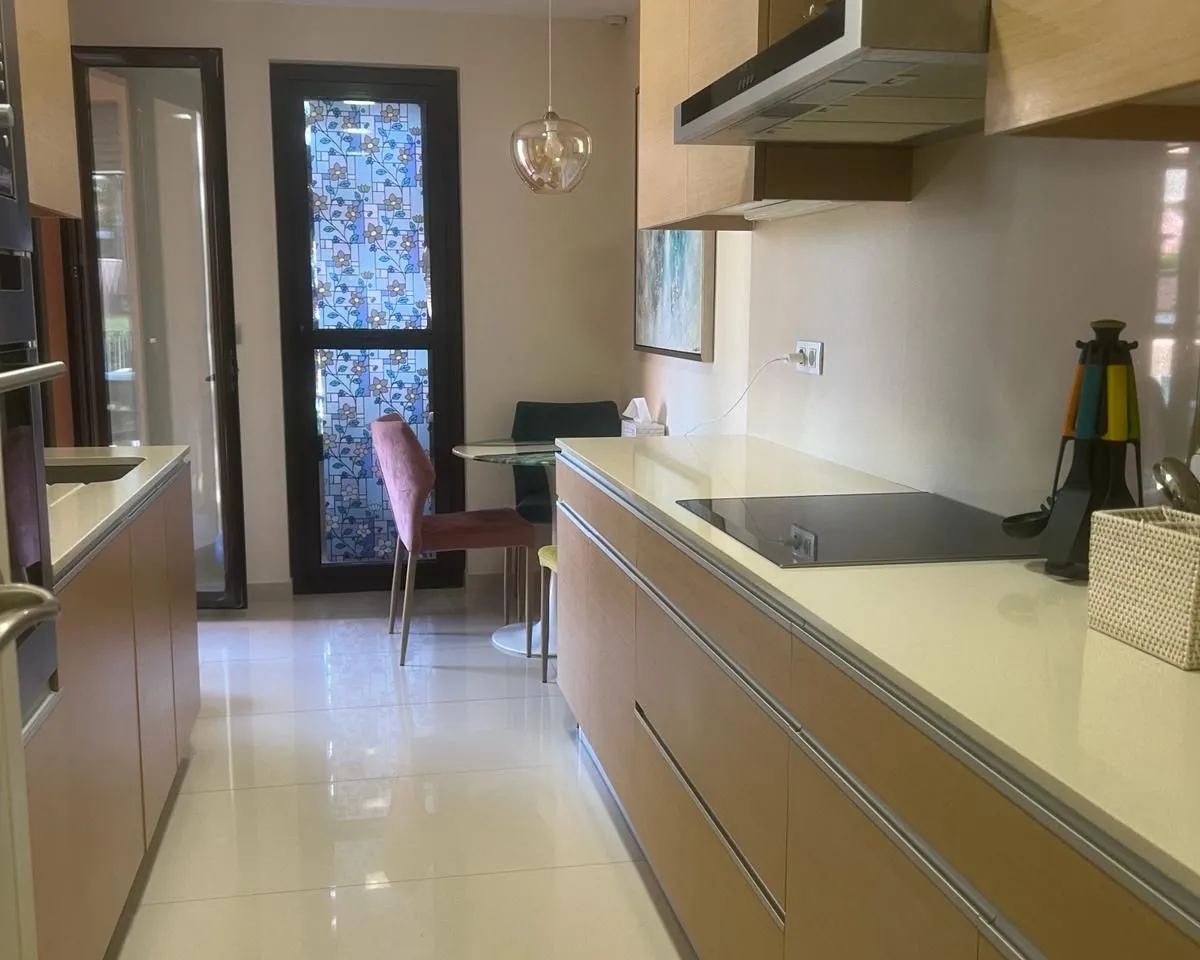 fe8cece4-2340-4b19-af41-9a856aa9d541