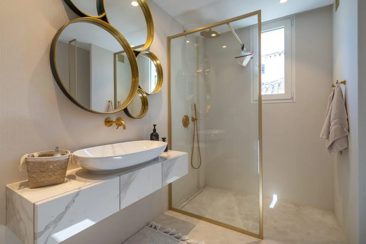 7c9706e0-3959-4071-95e9-63091c4a8ed4