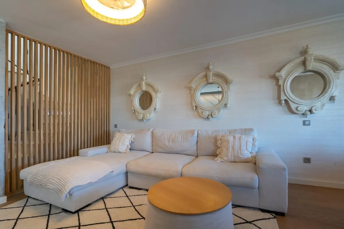 9479f701-f818-4706-8ab7-20725c63c277