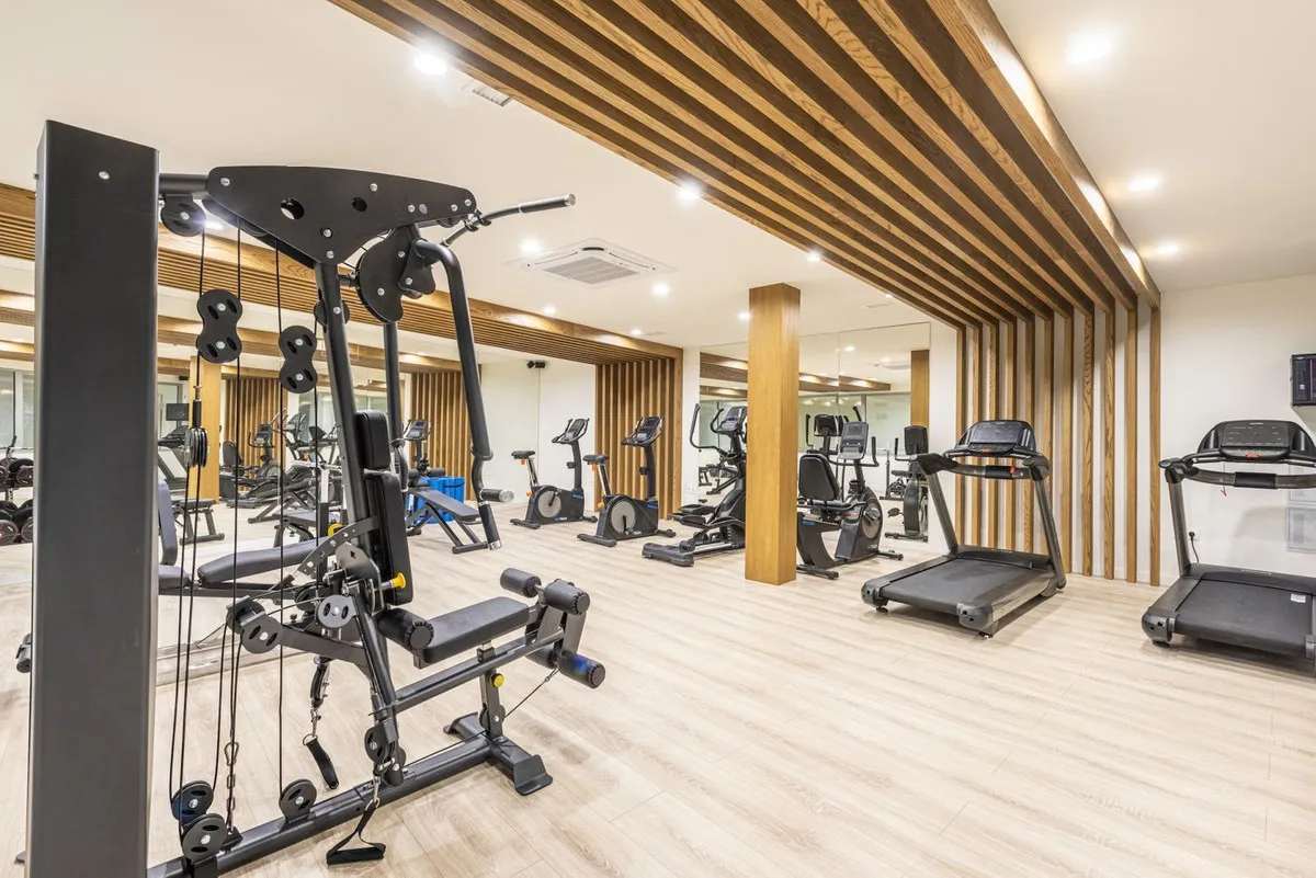 0b2d5c5e-998c-46e2-8d77-d261aff66389