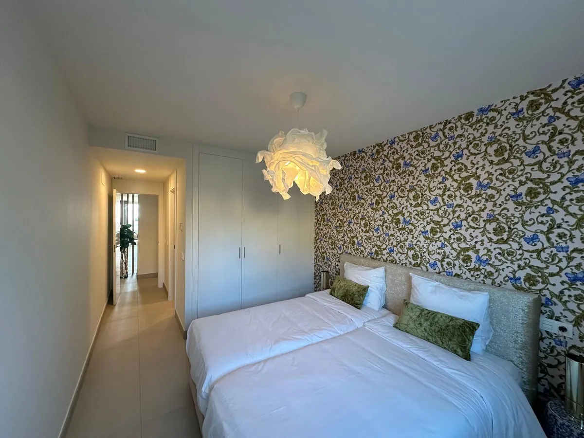 35ff08c5-55b1-4d23-8e06-3e19905b5fb1