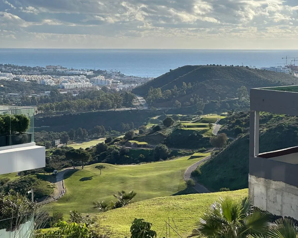 4d9b6456-430b-4a37-99a5-2ff887da9383