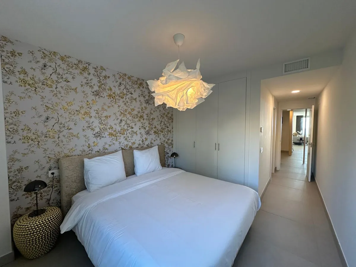 806c24aa-b51f-457c-a399-65c5b878bdfb