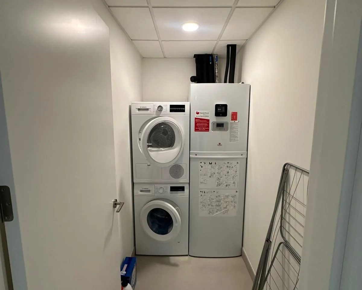 c0d86a9d-28c7-4f2a-b862-af1ae0a35687