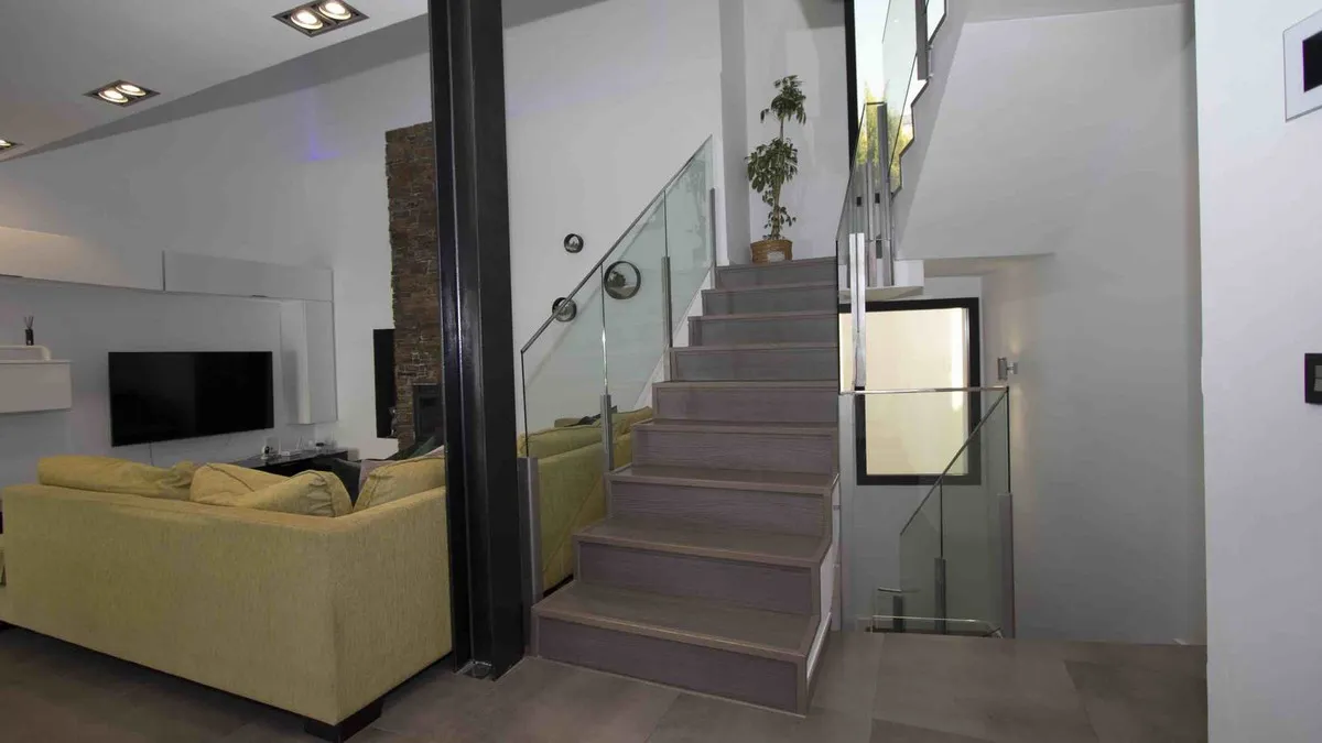 b26fbcca-5ce9-4630-82b0-be95fd95db55