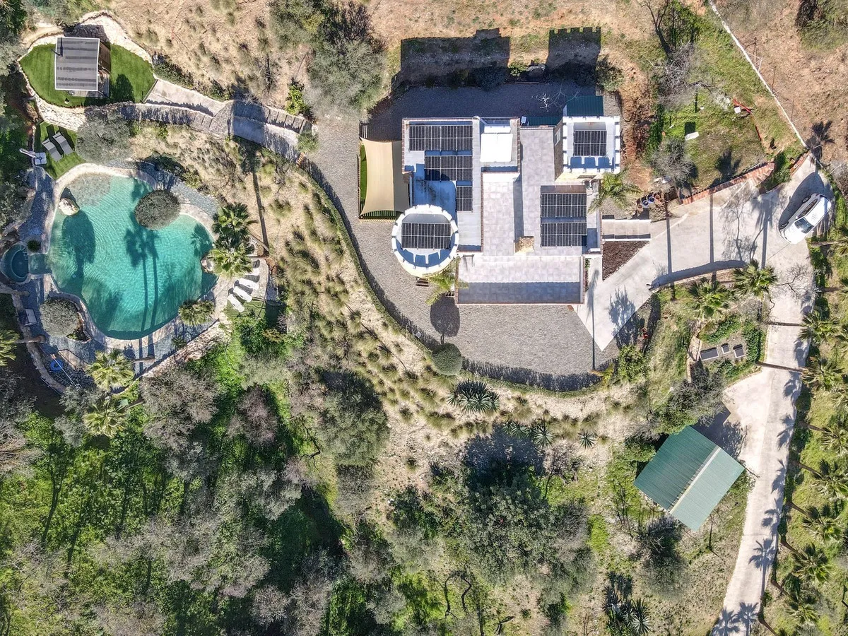 7d86a868-2b11-450b-8c23-4847688eb290