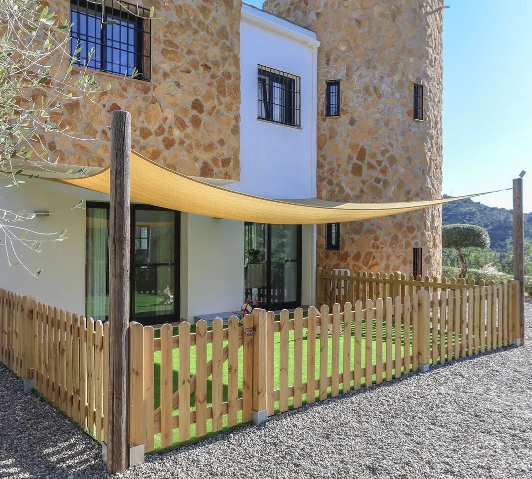 8a876949-1839-4276-aa61-f0e8da93469c