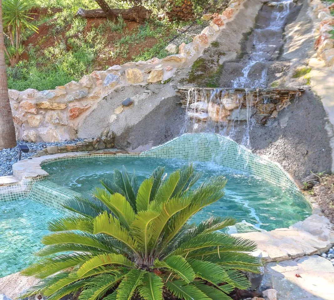 91a98ac0-33e6-4547-8914-4b0c3acb6c6f