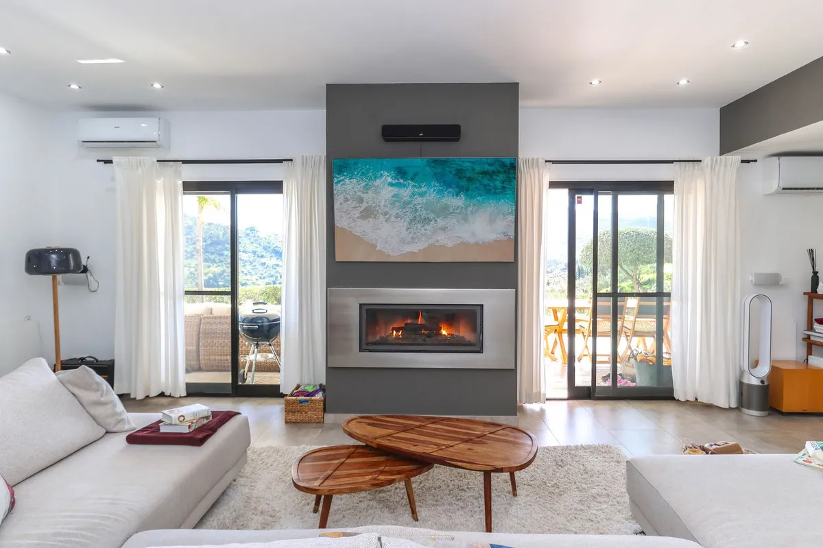 b8324f47-7630-47f4-b4ed-5742355f3580