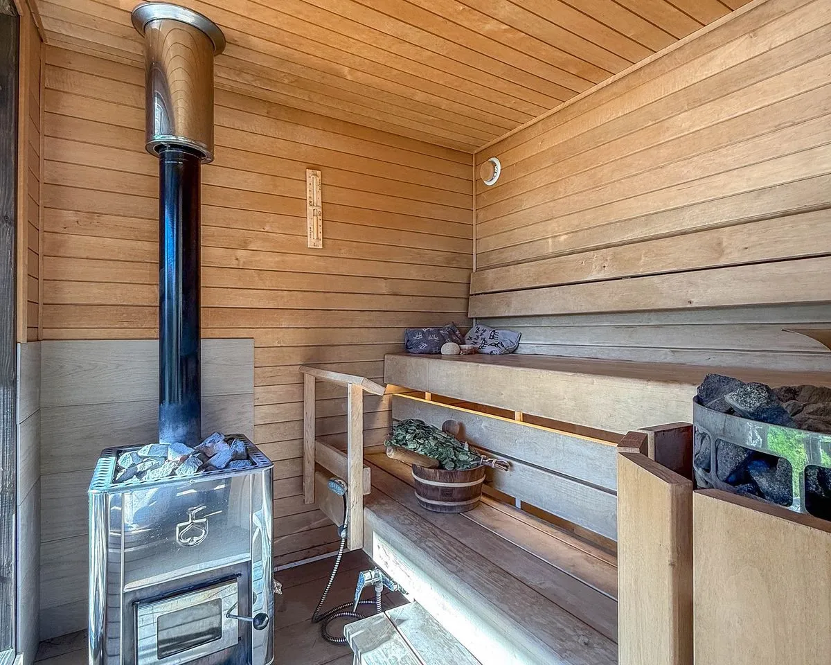 e13884dc-f003-46d6-97f4-0149d2c3b931