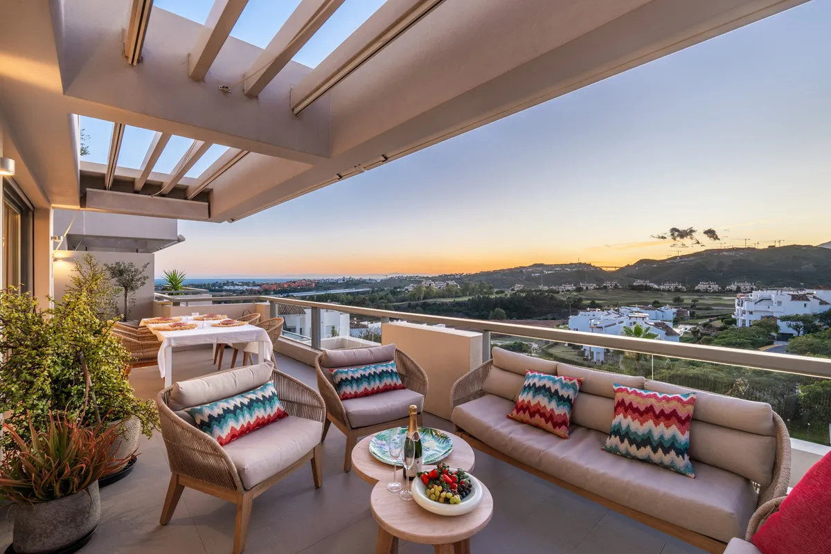 2def1deb-fa77-4472-ad8b-c3203cc77118