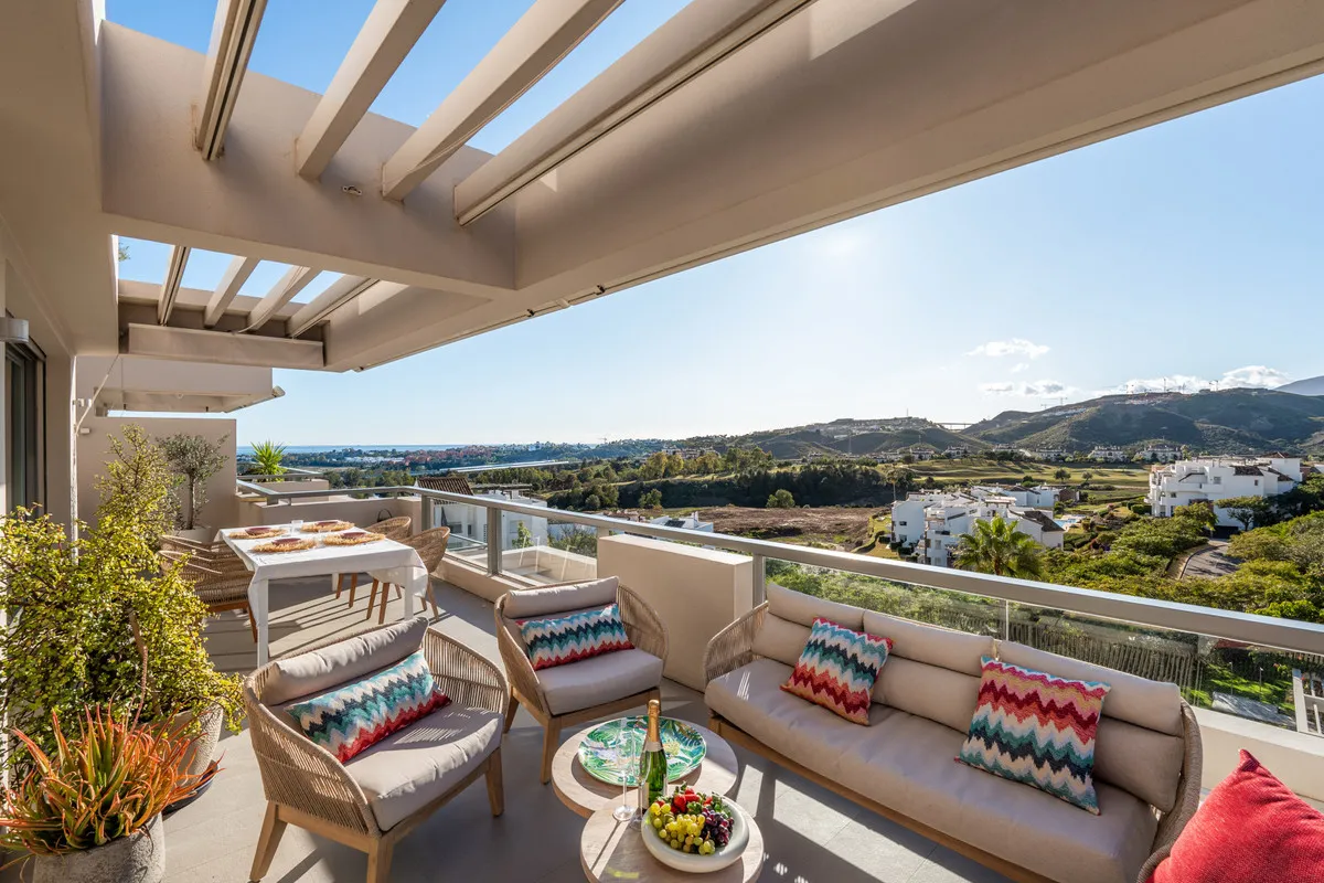 cddd23e6-02c2-48e9-868b-ddf53db2311c