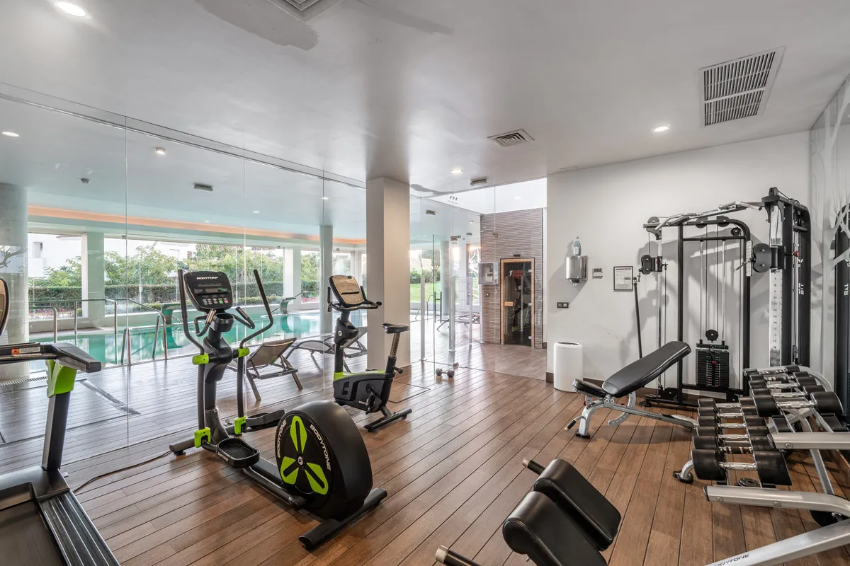 e2dccb1a-206f-4109-8ea5-f8b99e6ce32b