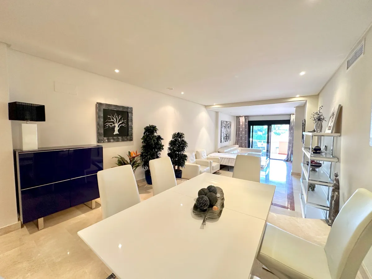 8a8b189c-2388-4c37-b99b-7acd2756841a