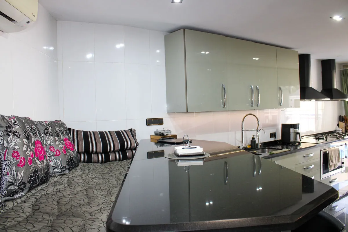 0fa99e9b-8a40-400a-98e8-ea45a4a6ebd0