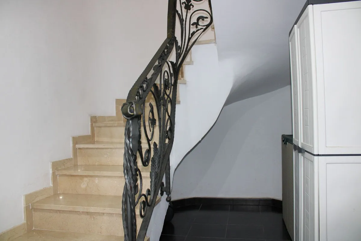 15c328fd-a638-4121-88bf-2f633b5cb22e