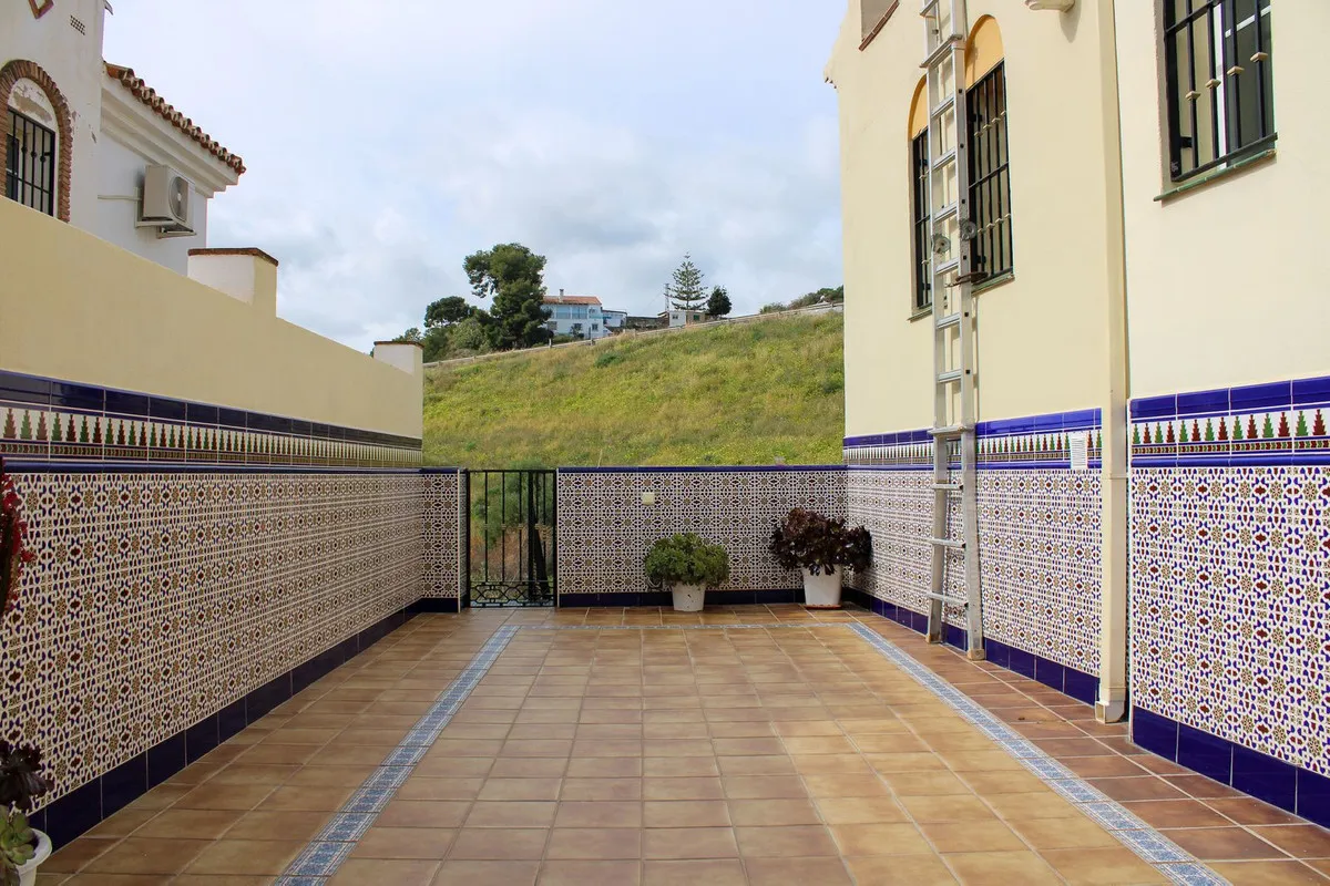 8a3f709d-5f78-40c4-b397-2756ab4584b5