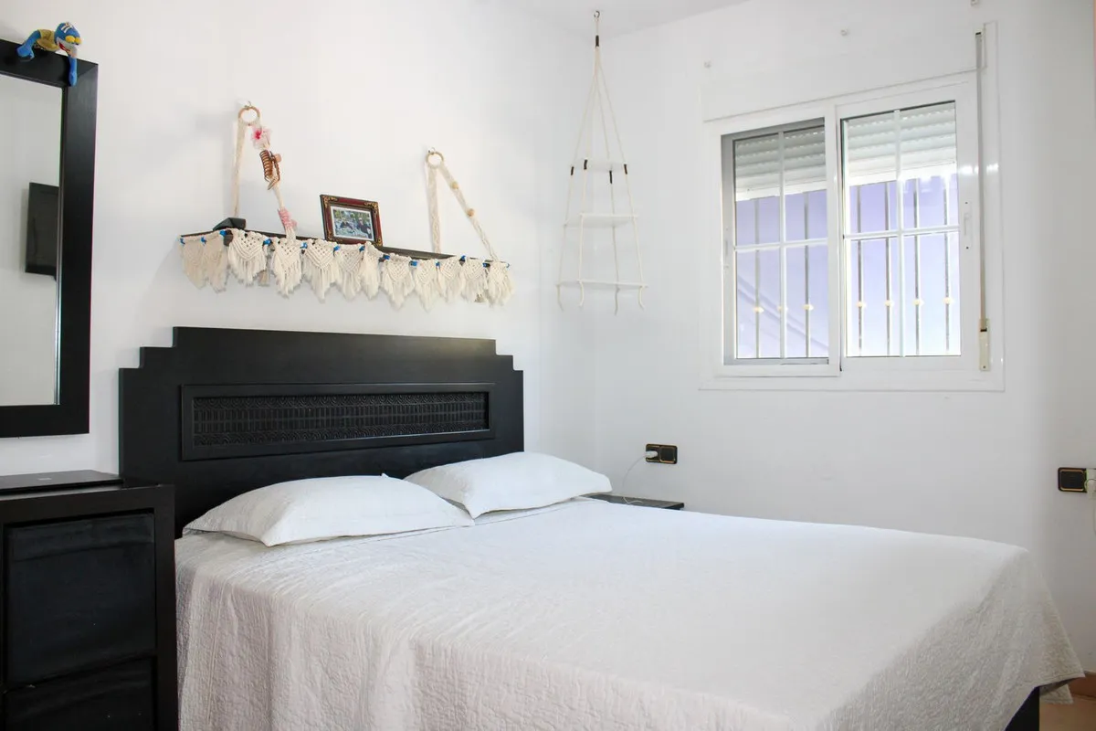 9adf11d1-ddb2-4a22-810b-e3f38a76aaba