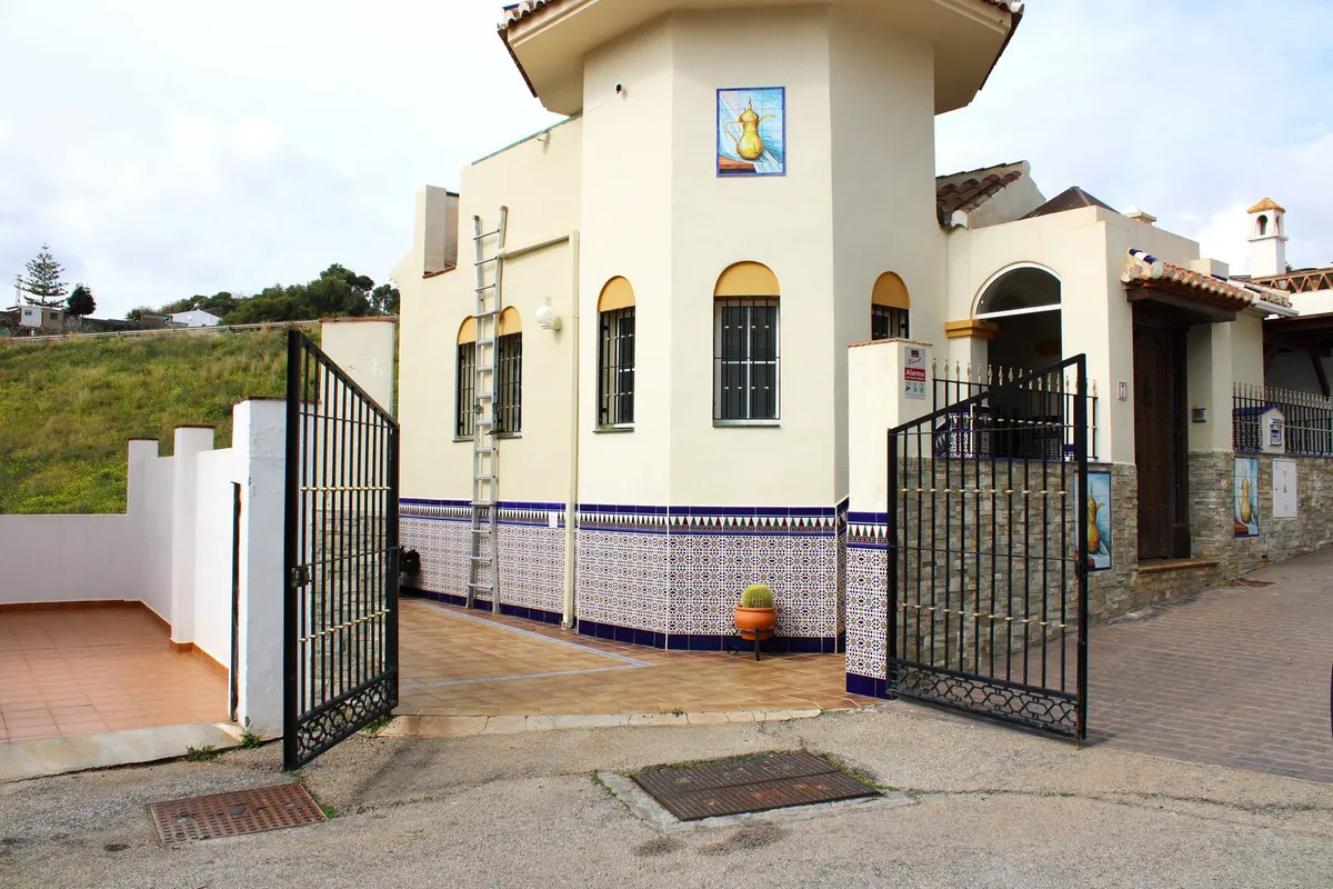 fd5977dd-e55a-4132-8879-4cc0957e7834