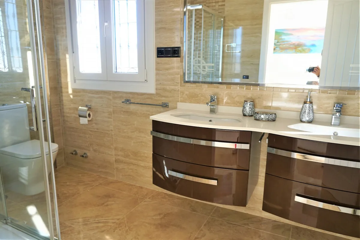 d3122f36-b4ec-4e39-b4ff-48f9b72c2a4b