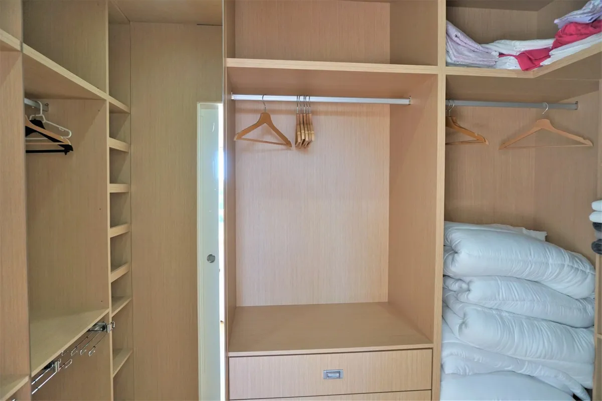 db35fd65-7b35-447f-b2f5-4fd63c224499