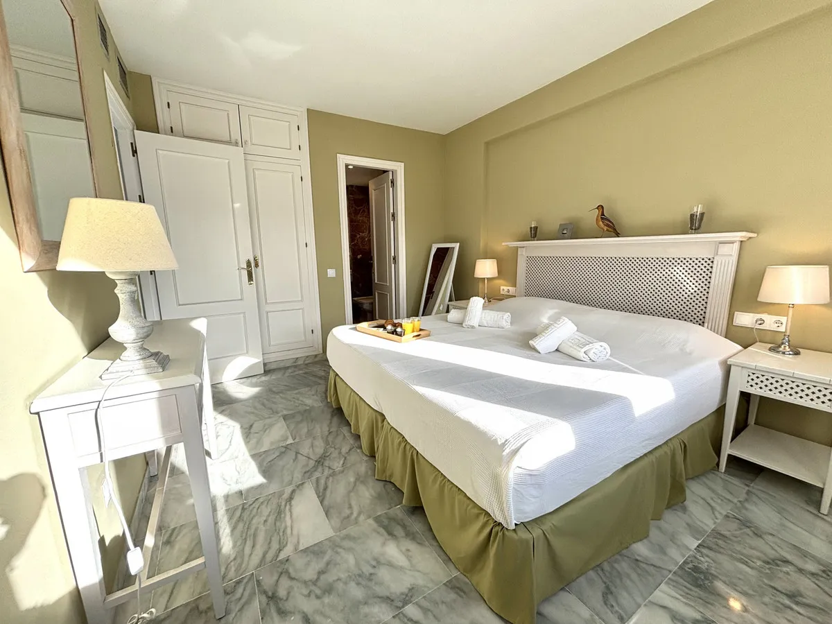 09c8f20c-bb33-4c59-a391-26b2de38bd3a