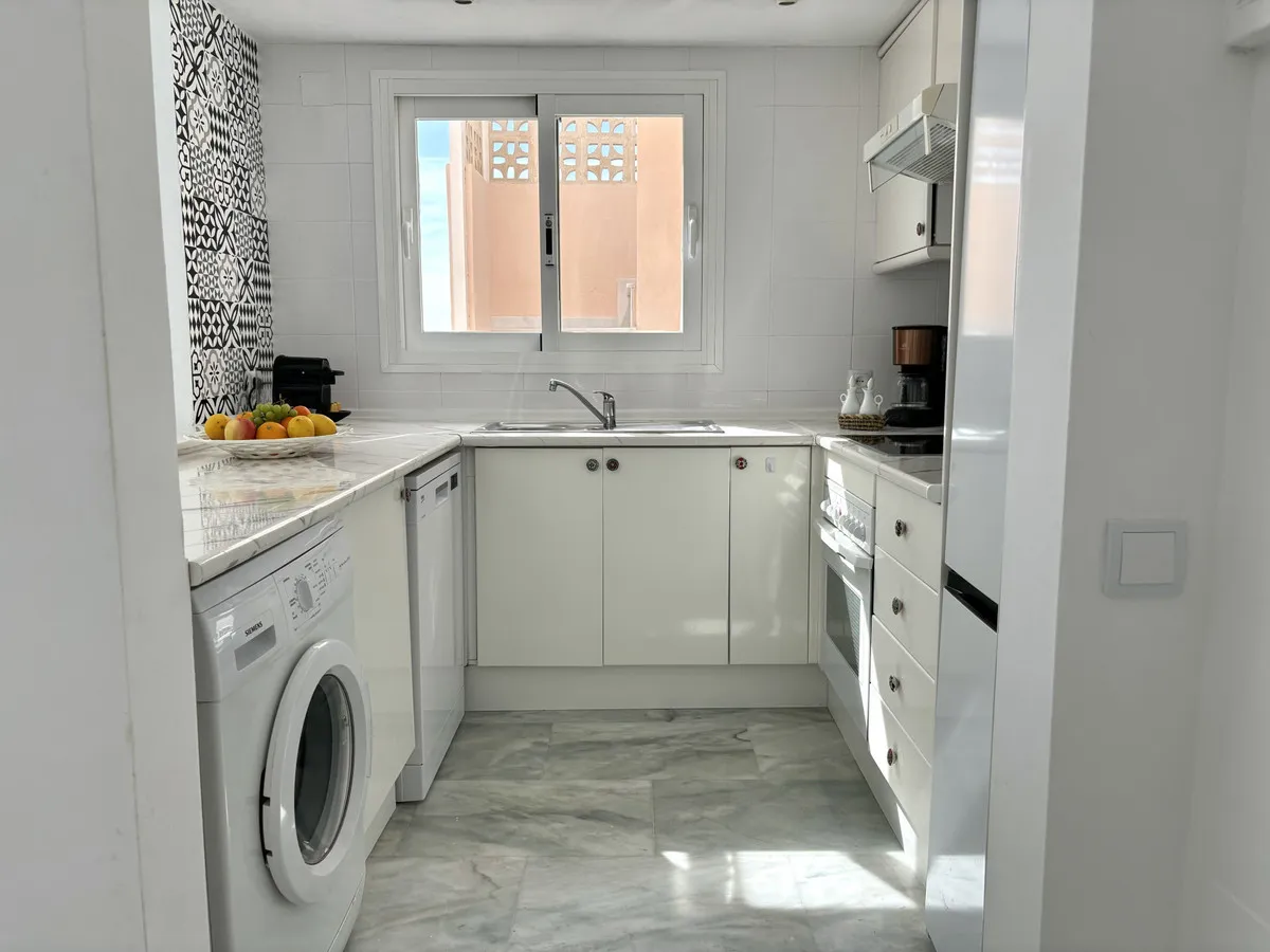 48e46e8c-86d5-4d38-937d-2f1f45f9c311