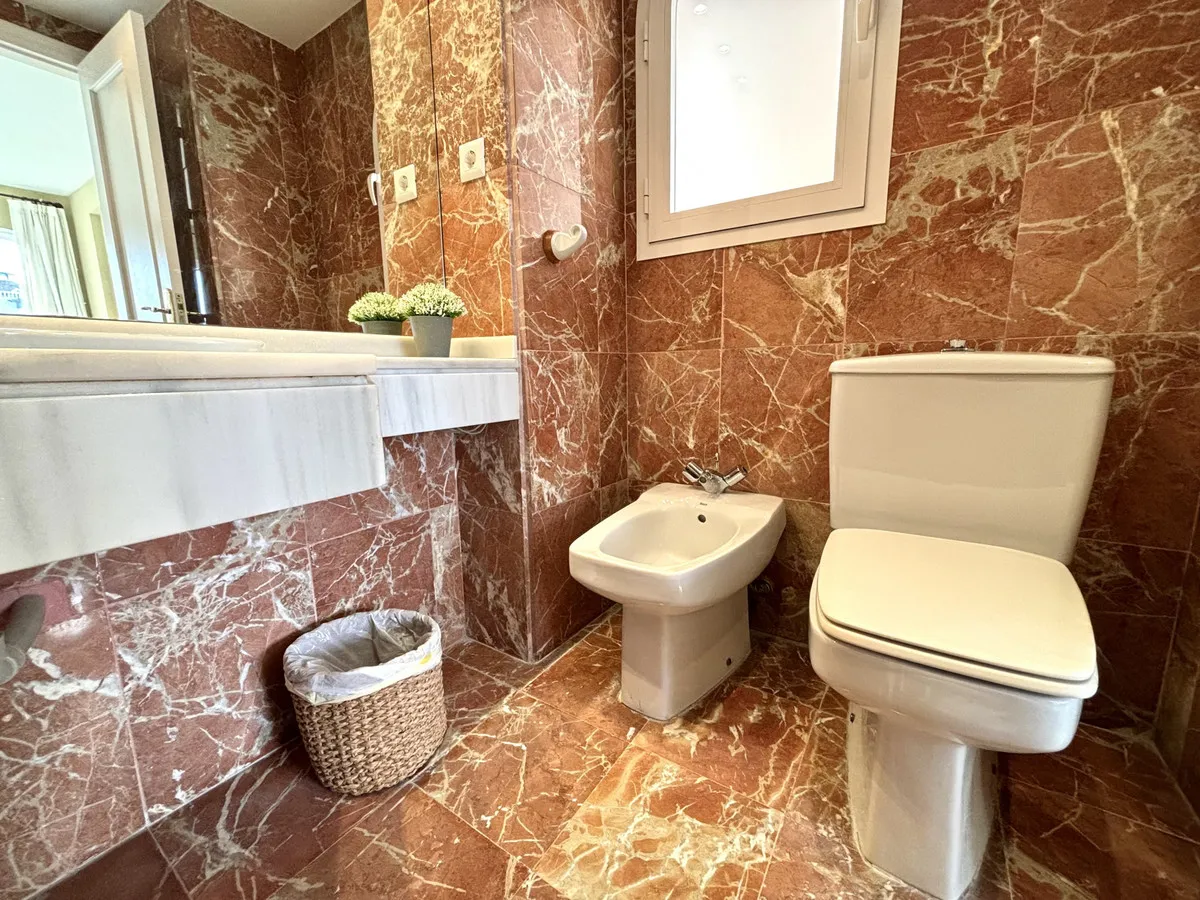 98d11c96-0167-43a4-9479-ddec70595606