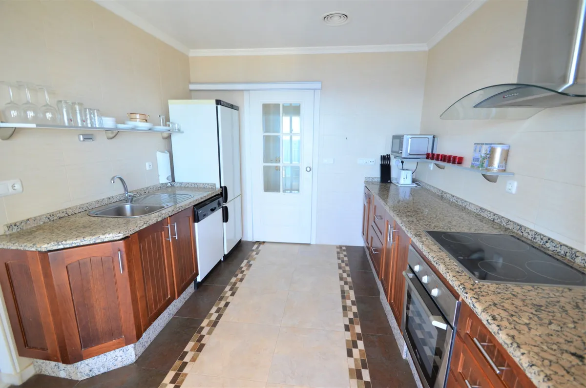 556a5403-f429-4c55-81dd-b59494f7d81d