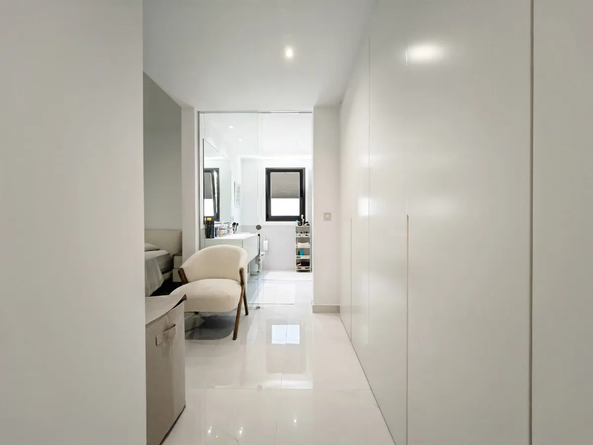 3ea5a720-0e2e-4ba1-9a6e-7d2fcd13c719