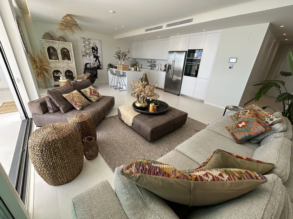 955e1bb3-123b-4ce8-9809-2ab182fe342a