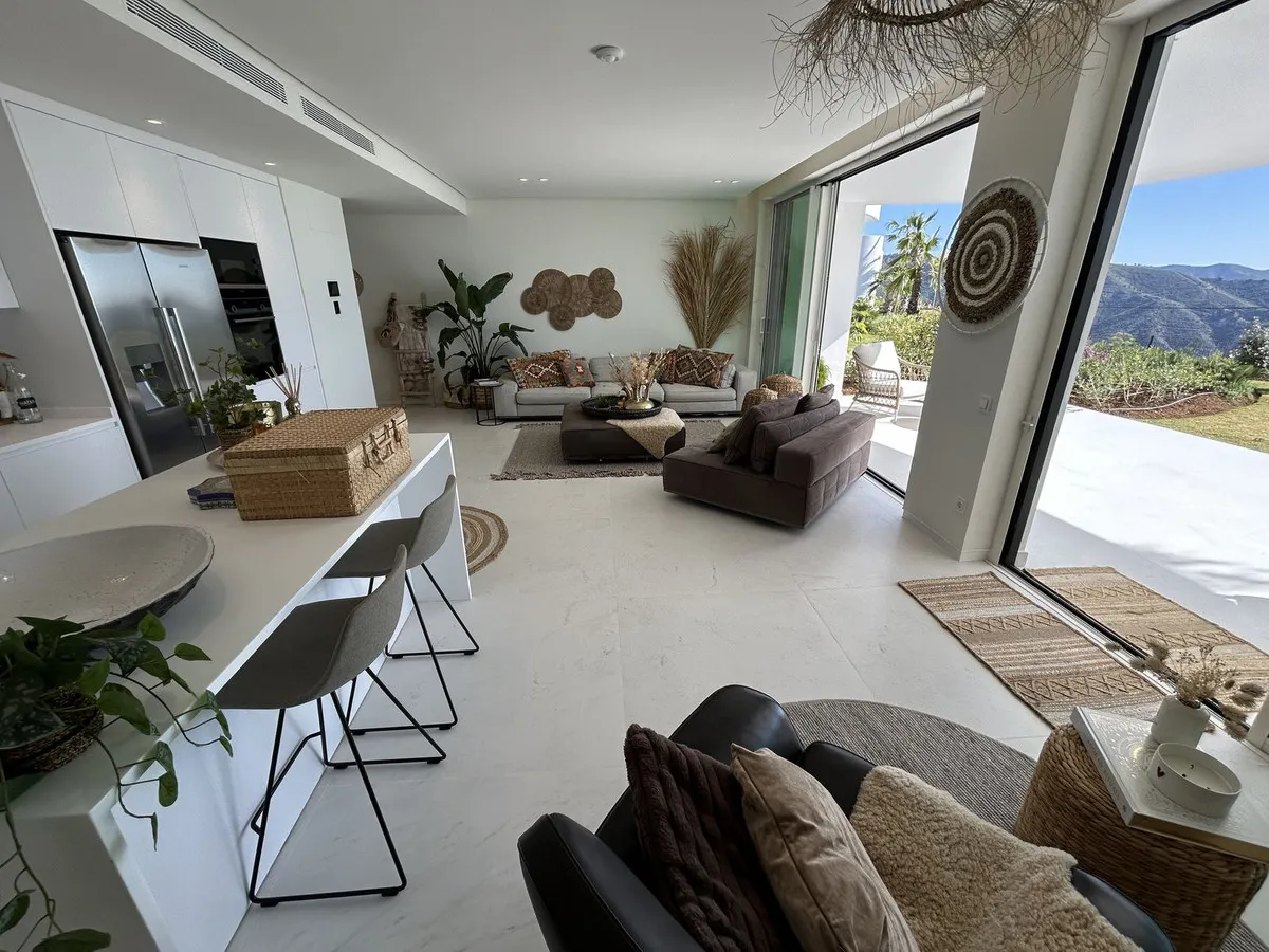 b6302f91-fe89-4f5e-81c8-78365efcaa69