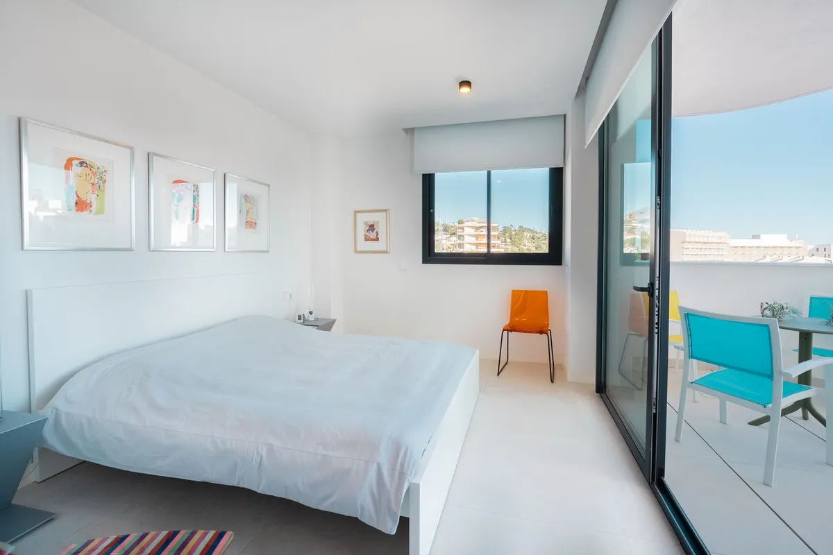 b381f502-cfd9-4a8f-954a-a91a4ac8b69d