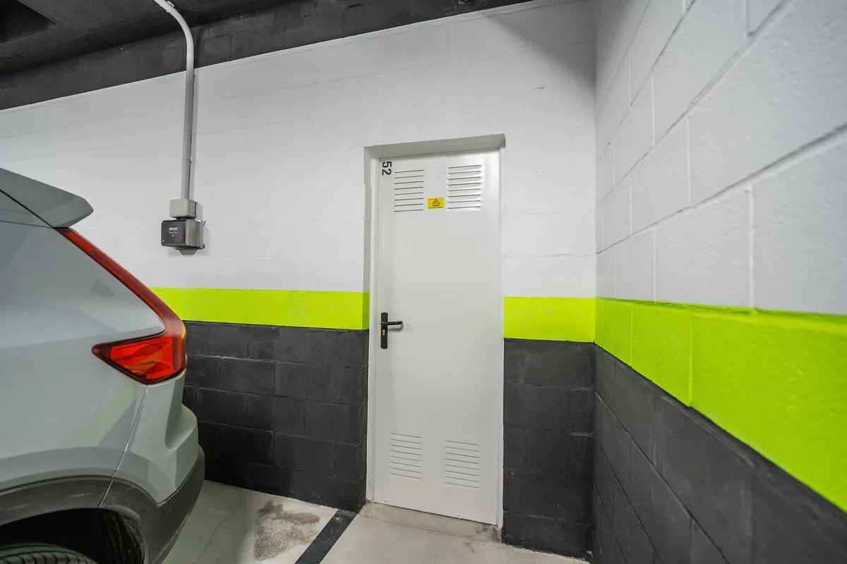 dd5d0d9d-131a-4fbc-8b5d-ea1f51962963