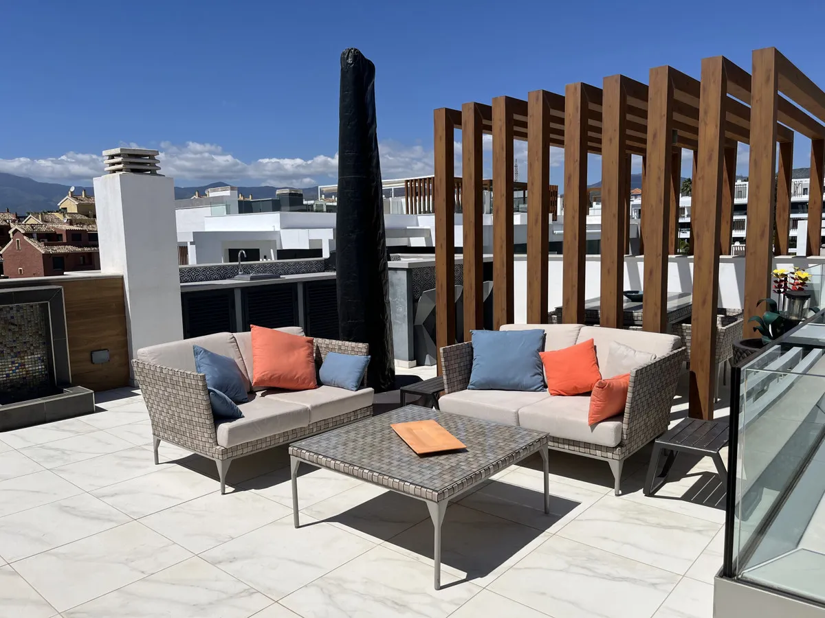 0ad9495d-7eb9-41f8-9607-7c6c2fa1f54e