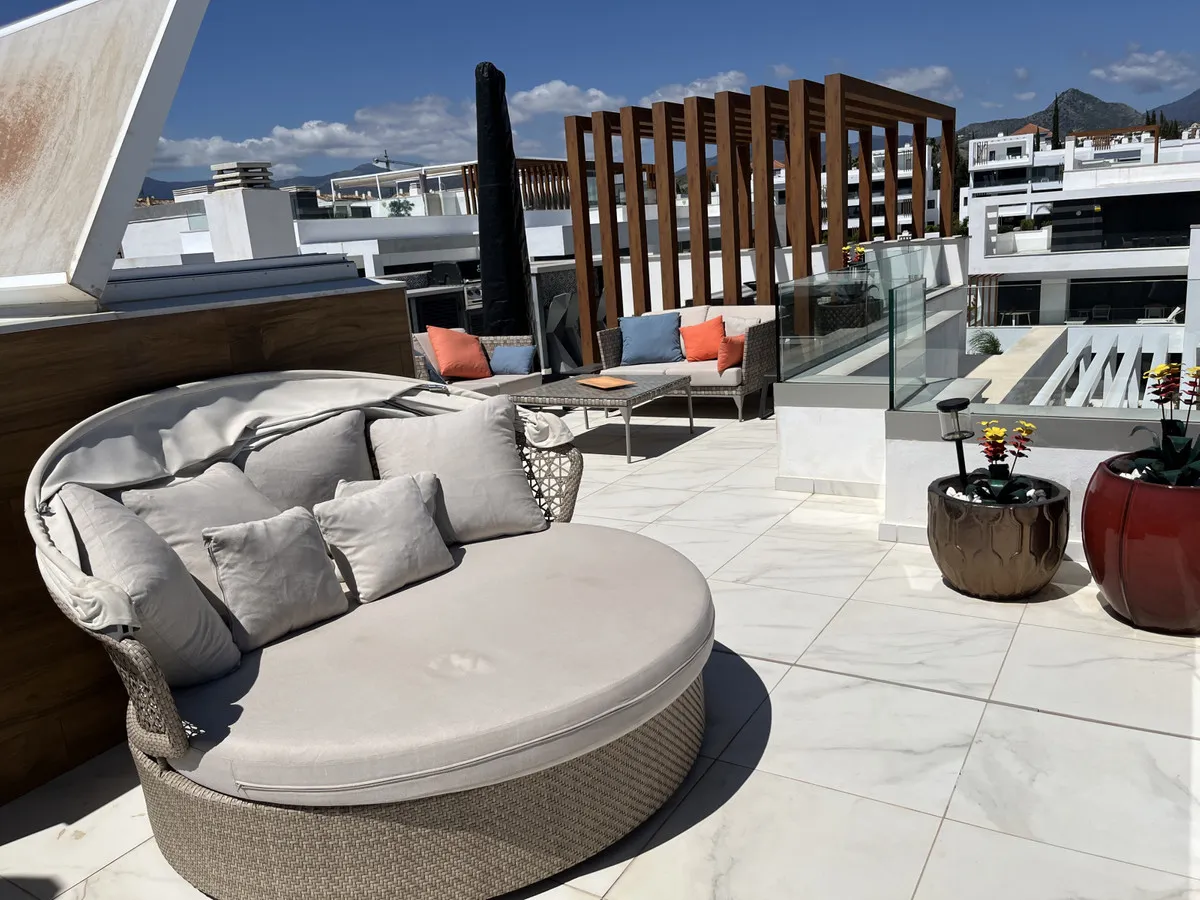 5dea19b5-5f77-4590-a86f-a284ce485380