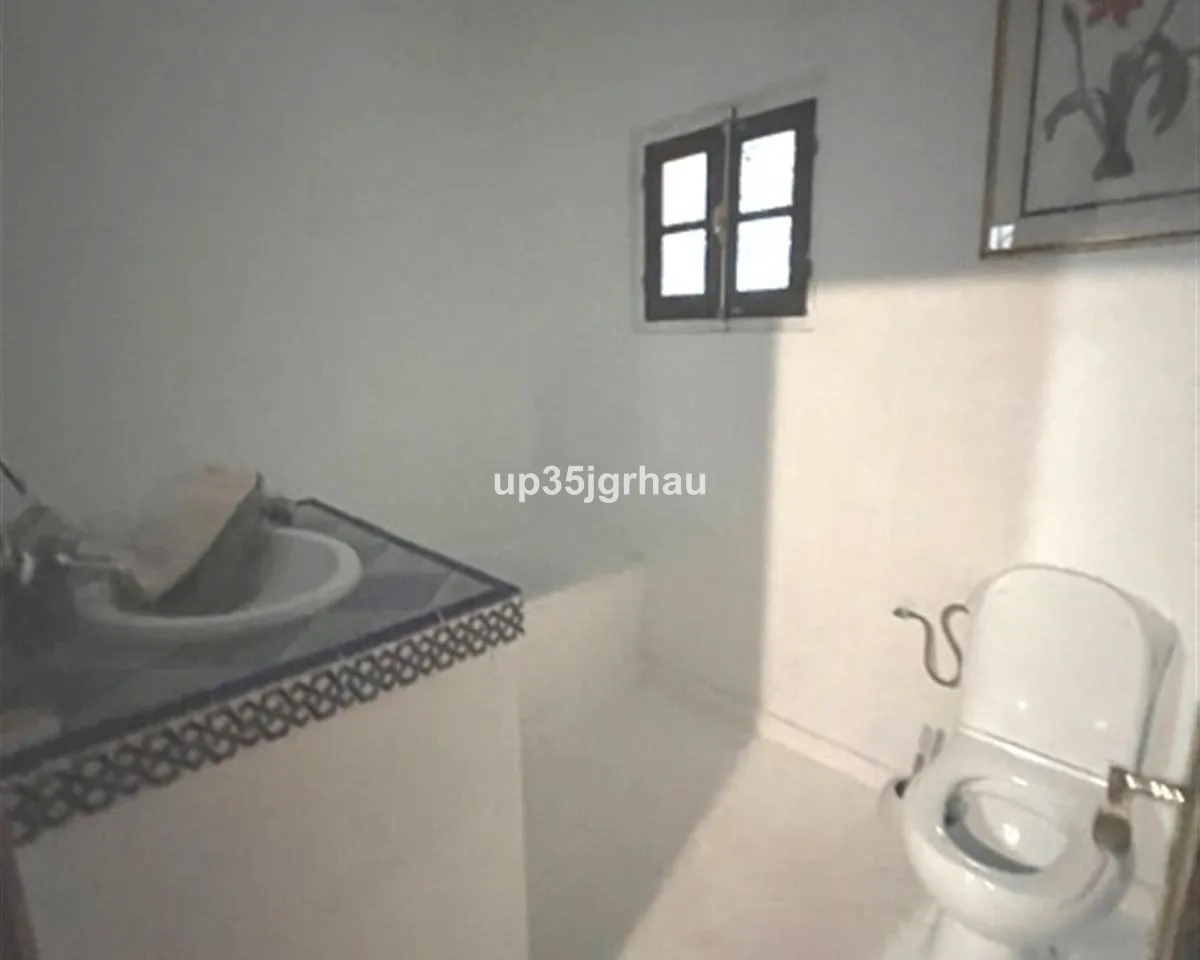 3decac40-4b25-44a9-b155-d05e19f20a13