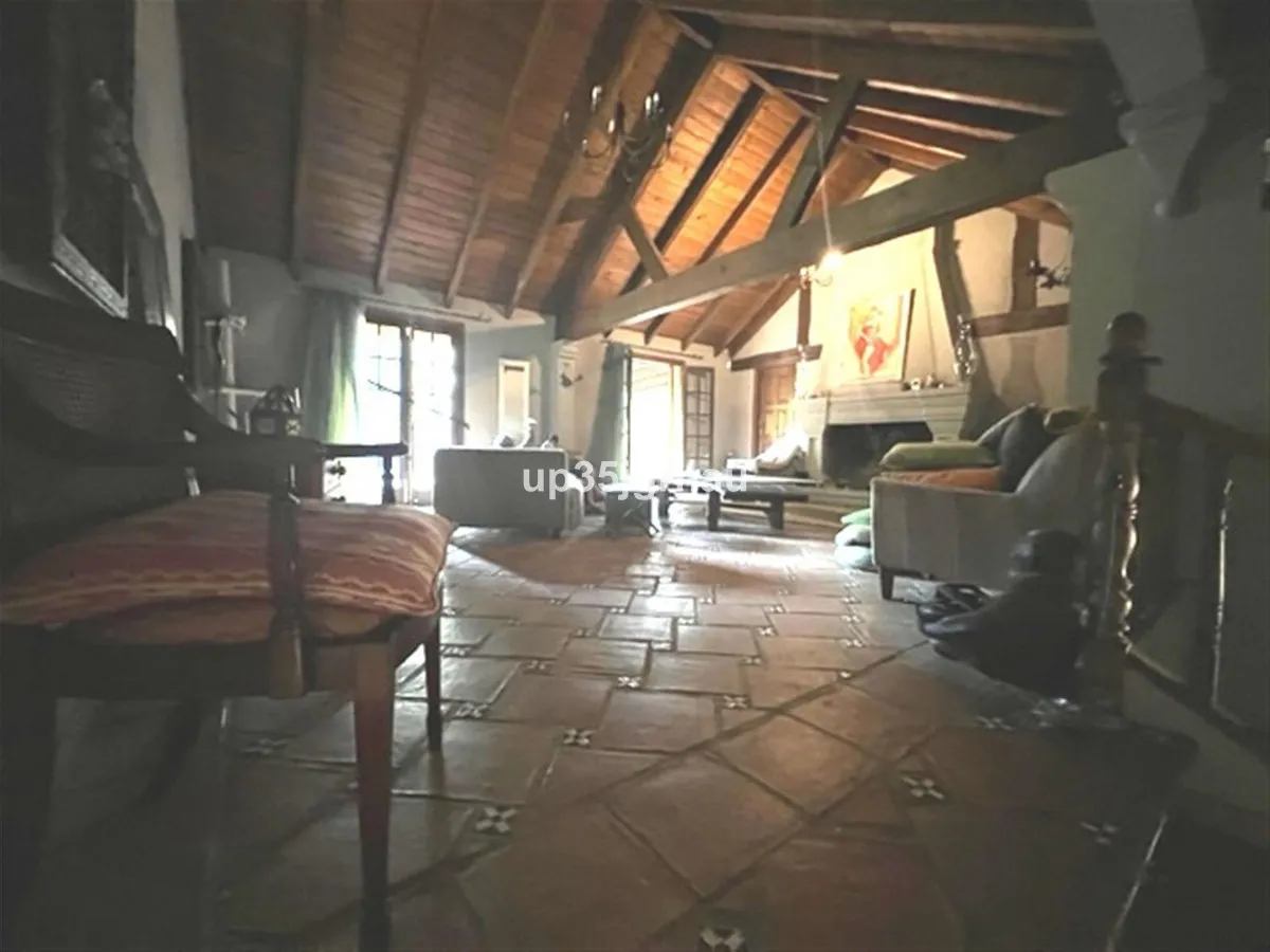 497f753e-2208-4b18-8392-a0c98e23dc19