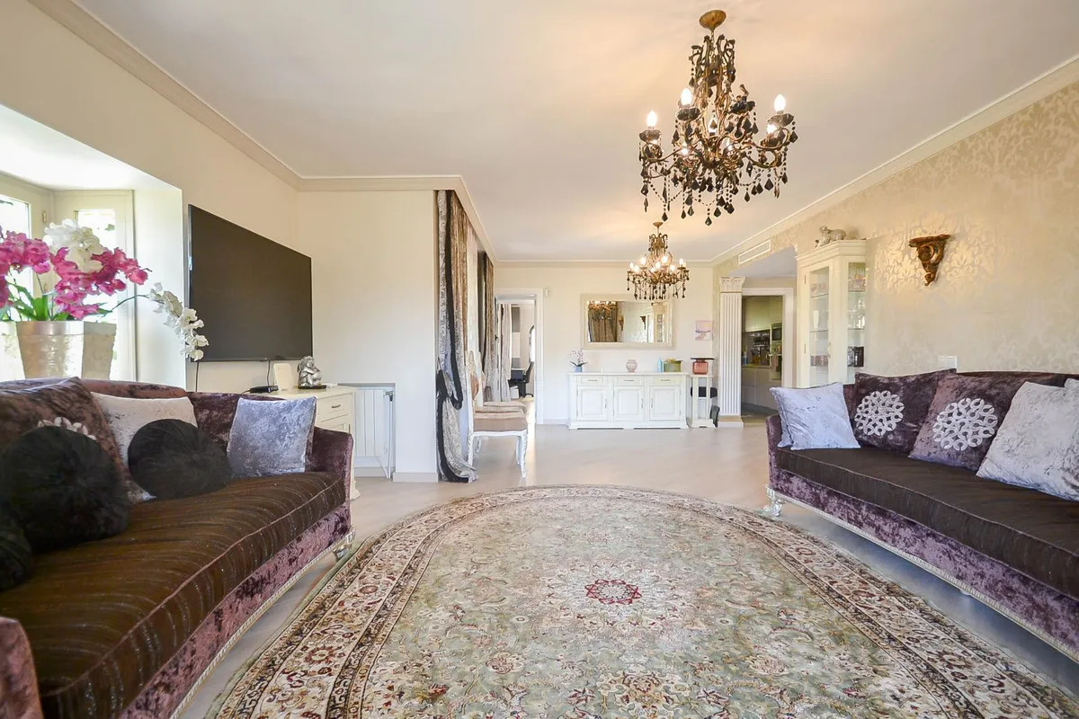 4a9281b2-1d10-4725-98e4-416086728215