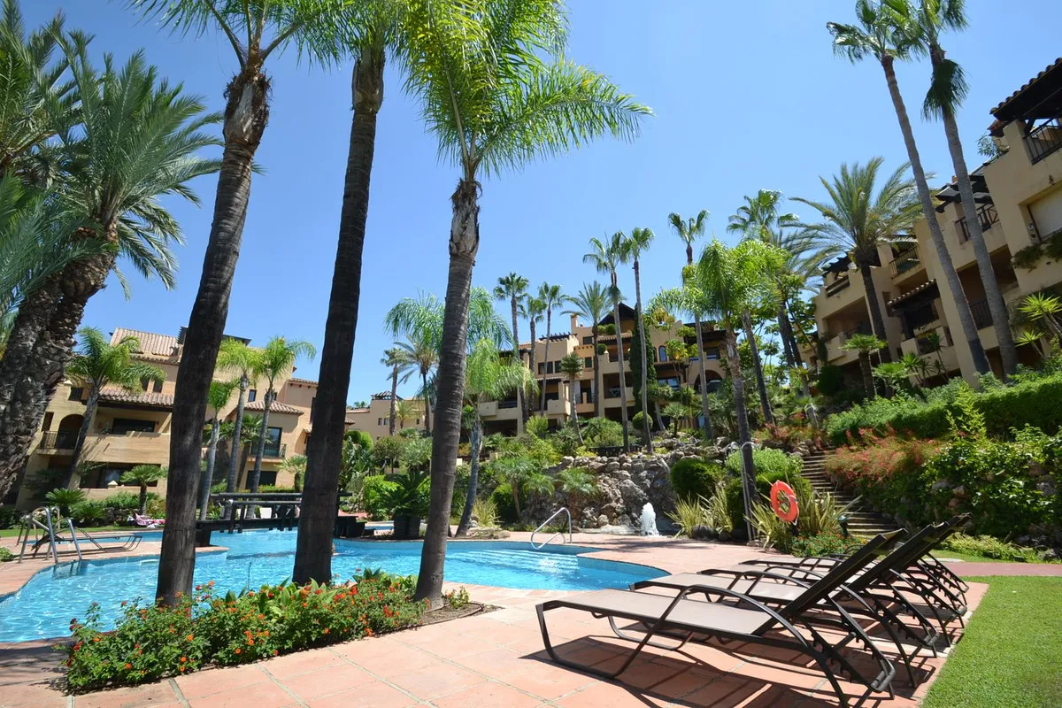 8a943235-5df6-473a-8ec3-806d6f2dd840